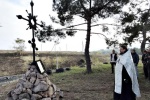 Байкеры установили необычный Поклонный крест на севастопольской дороге