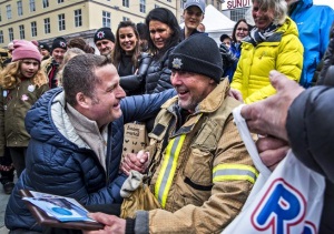 Экс-пожарный Норвегии пожертвовал благотворительному фонду 150000 крон