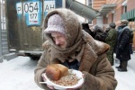 Более чем на два миллиона увеличилось число нуждающихся в РФ