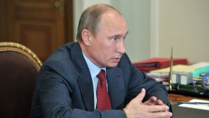 Вооруженные силы России пока не будут вводиться в Крым — об этом заявил Владимир Путин